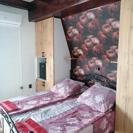 Rubin Apartman Hajduszoboszlo Exterior photo