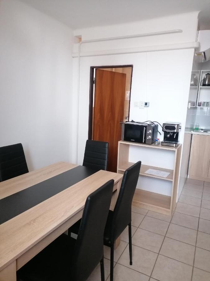 Rubin Apartment *